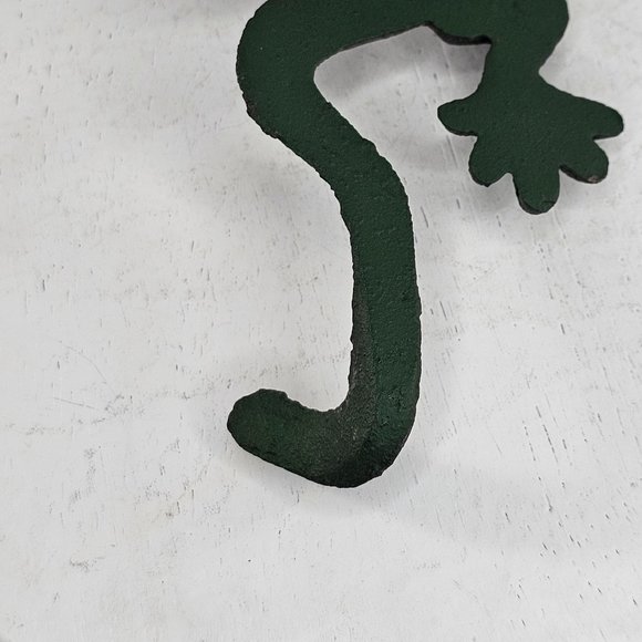 Cast Iron Lizard Gecko Wall Hanging Hook Keys Coat Towel - Picture 8 of 8